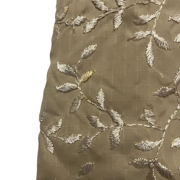 Lesportsac Cream Vine Print Tote Bag - Picture 6 of 9